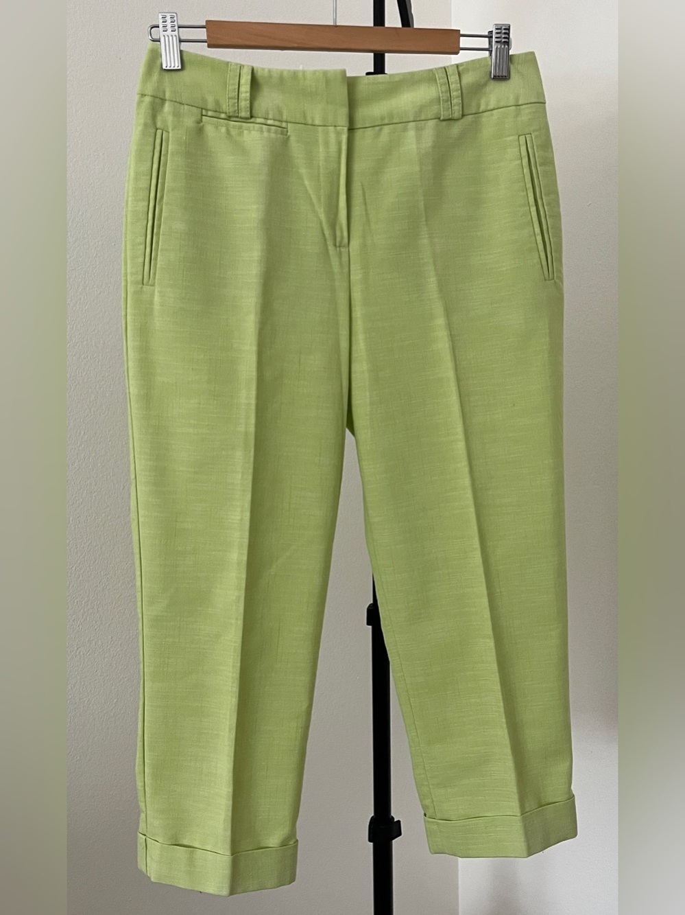 💚 Larry Levine Lime Green Cropped + Cuffed Pants | Like NEW!